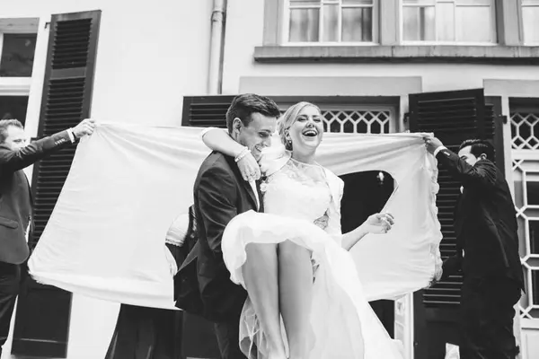 Hochzeiten – Foto 9 von 24